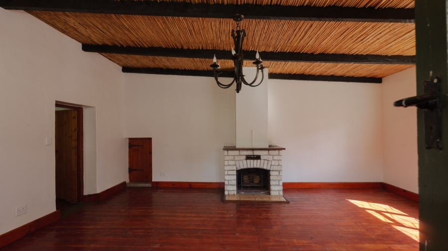 To Let 4 Bedroom Property for Rent in Struisbaai Western Cape